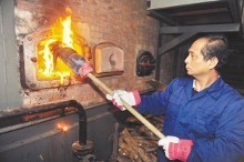 津城各供熱站點(diǎn)火烘爐(圖)-新聞?lì)l道-手機(jī)