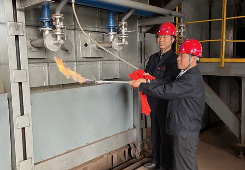 首鋼長(zhǎng)鋼型鋼加熱爐點(diǎn)火烘爐 4號(hào)燒結(jié)機(jī)順利復(fù)產(chǎn)